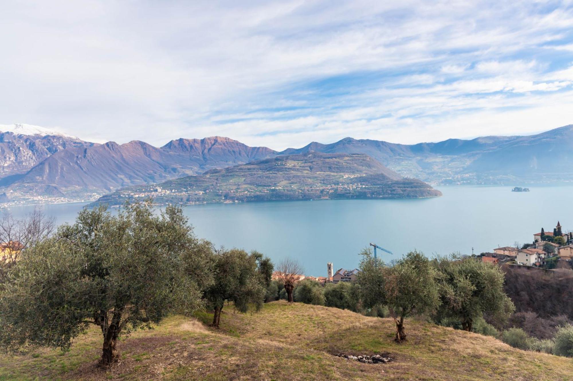 Residenza Coccinelle Vista Lago D'Iseo Tavernola Bergamasca Ngoại thất bức ảnh