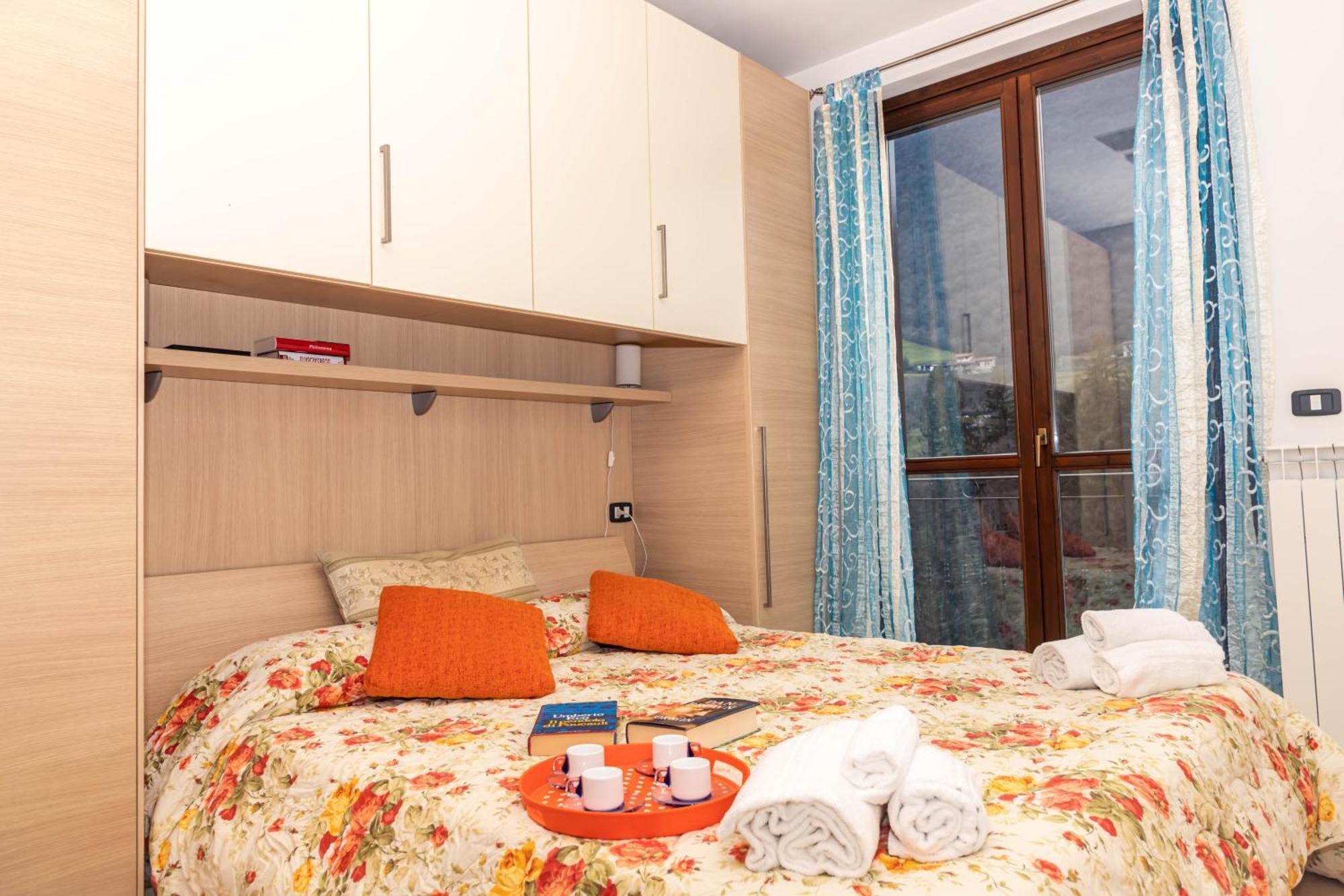 Residenza Coccinelle Vista Lago D'Iseo Tavernola Bergamasca Ngoại thất bức ảnh